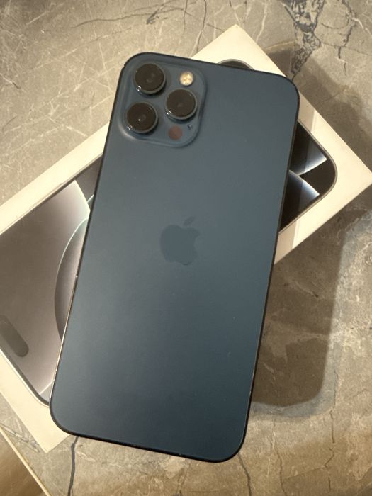 Продам iphone 12 pro max