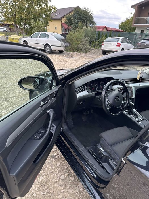 Volkswagen Passat 2.0 TDI DSG 150cp DSG 196.000 km