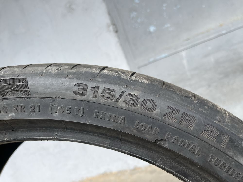 2 бр. летни гуми 315/30/21 DOT 1019 6+ mm