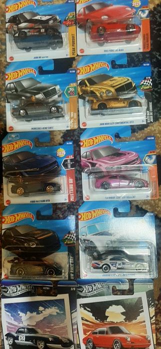 Vând 14 machete Hotwheels impecabile la 115 ron.