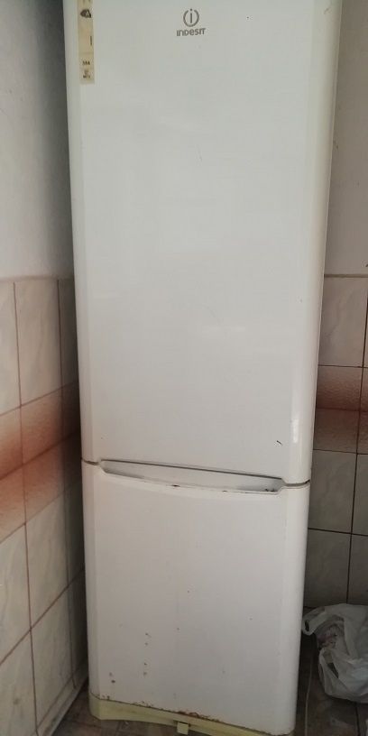 Reparam masina de spălat automate și combina frigorifica și cuptoare