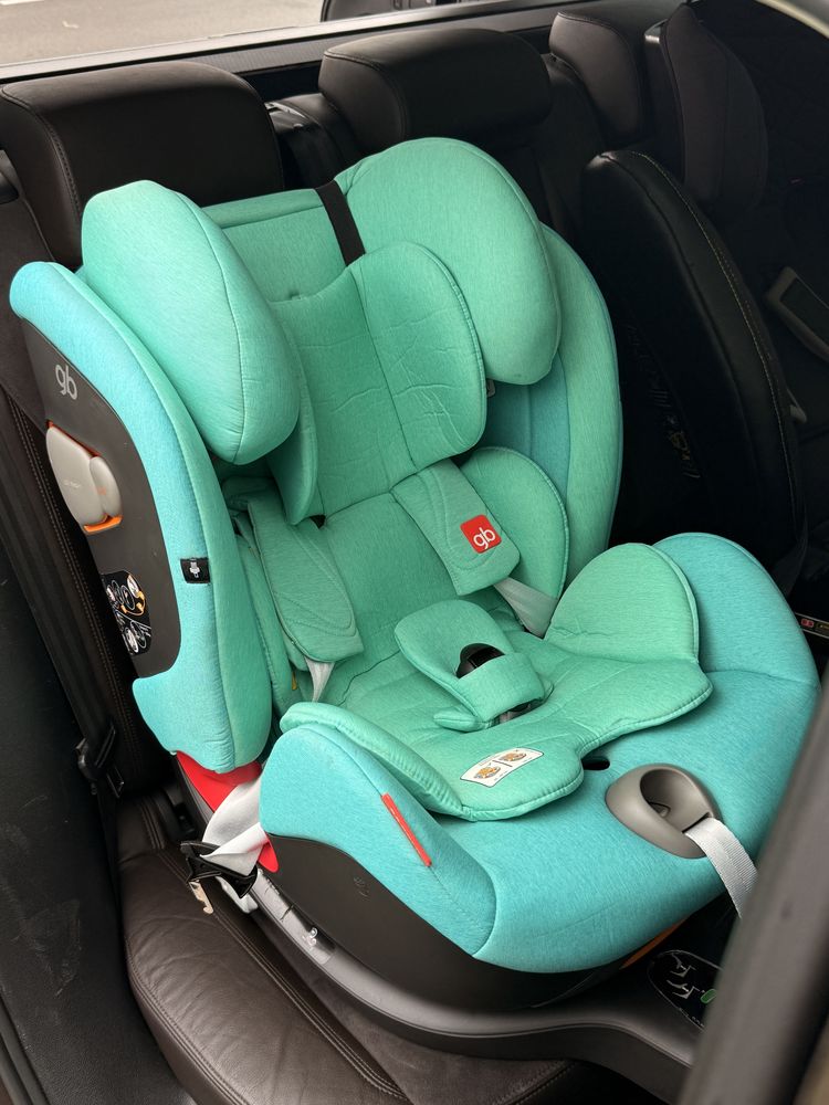 Scaun auto GB cu baza isofix