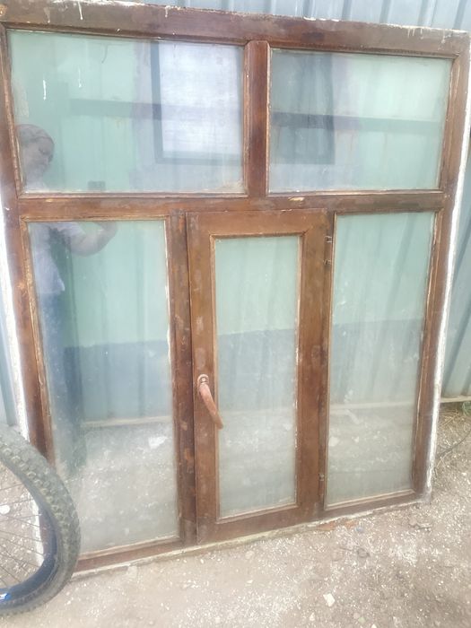 Ағаш терезе сатылады