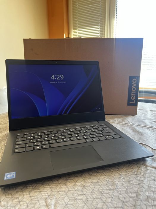 Лаптоп Lenovo V14 IGL