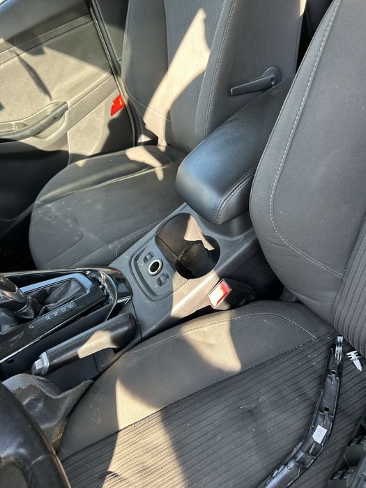 Cotieră completă cu suport si cadru Ford Focus 3