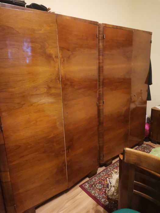 Mobilier vechi/vintage
