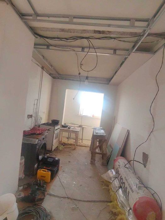 Uy sotiladi 2 xonali 56kv