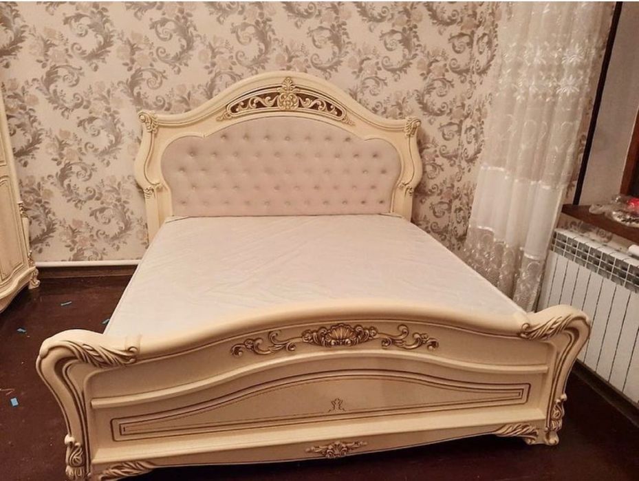 Гарнитур сатылады