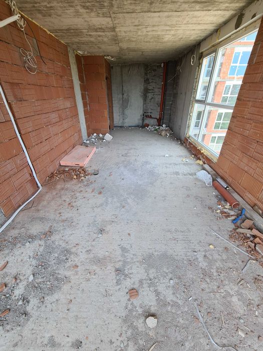 Продава се Тристаен апартамент в Пловдив, Южен - 97 кв.м за 762 €/кв.м - Снимка #2