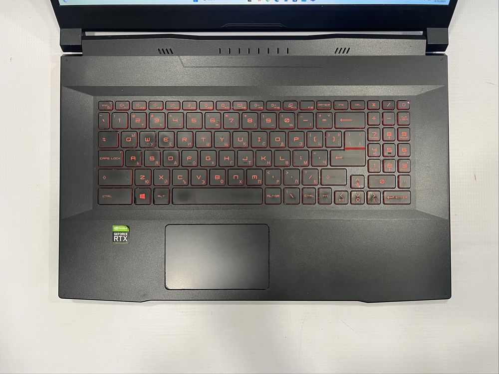 Геймърски лаптоп Intel Core I7 11800H, RTX 3060 6GB, 16GB ram, 1TB SSD