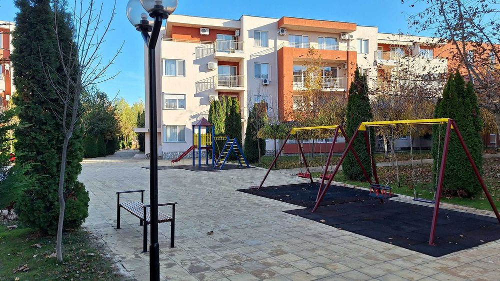 Дава се под наем Двустаен апартамент в к.к. Слънчев бряг - 63 кв.м за 350 € - Снимка #16