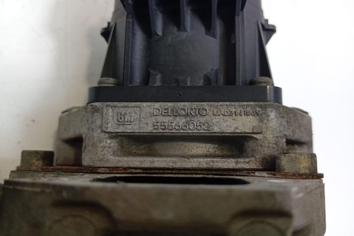 Supapa EGR 55566052 Opel Astra J