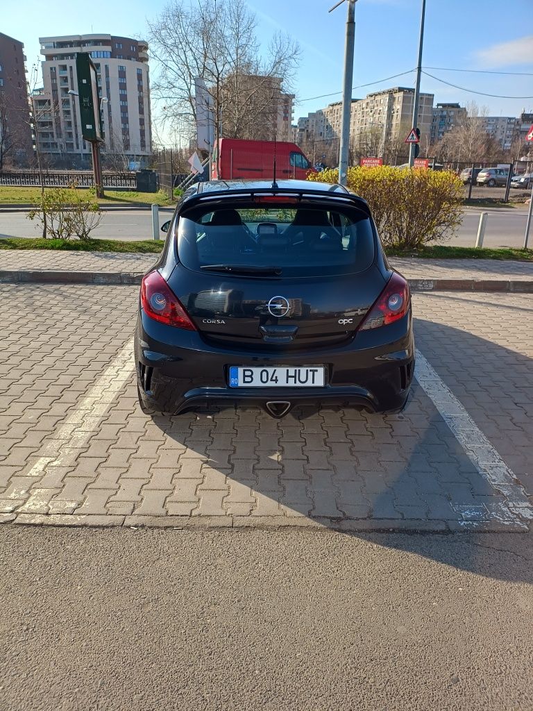 Opel corsa Opc 1.6 192CP