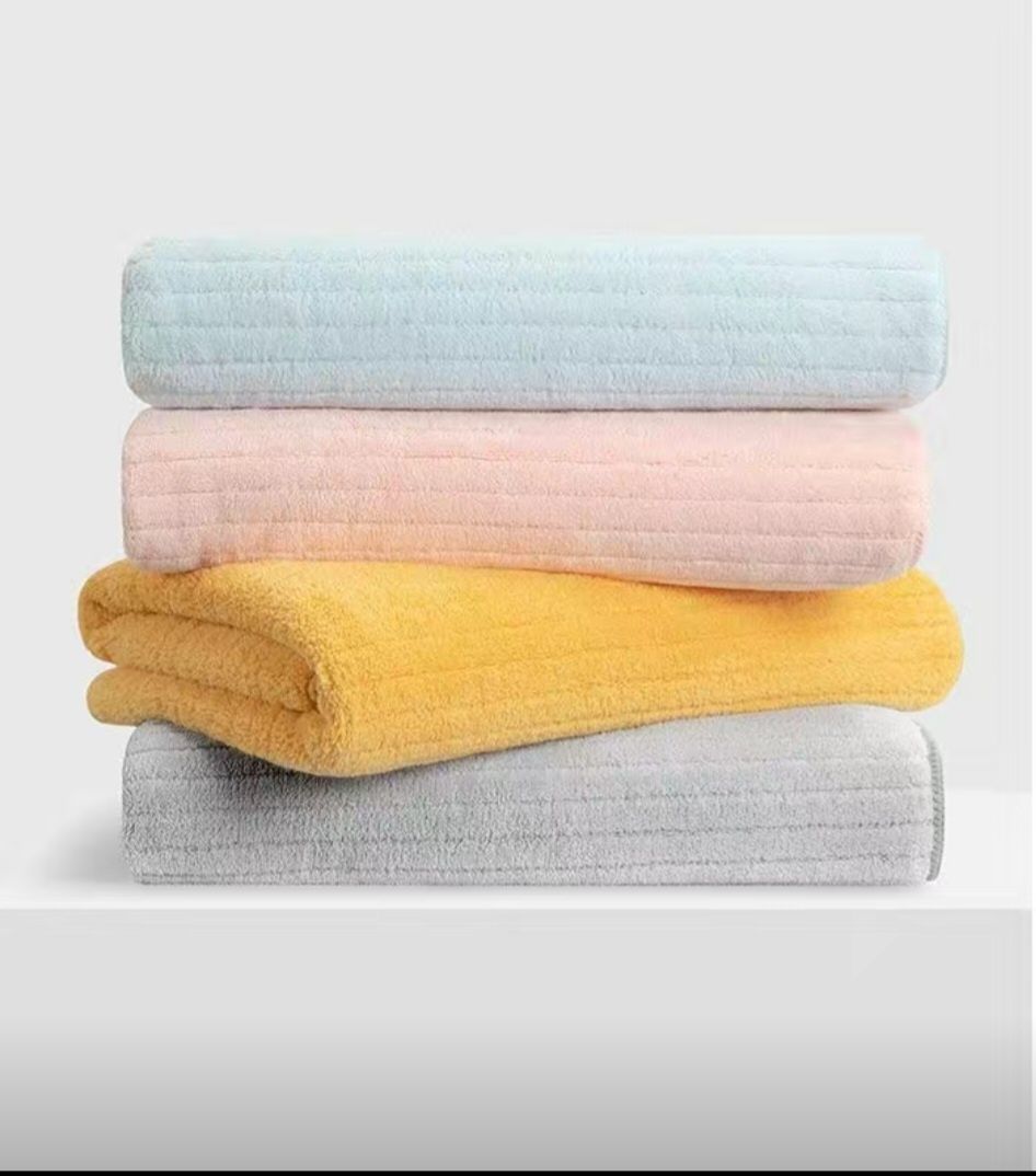 Продаю новые банные полотенца.