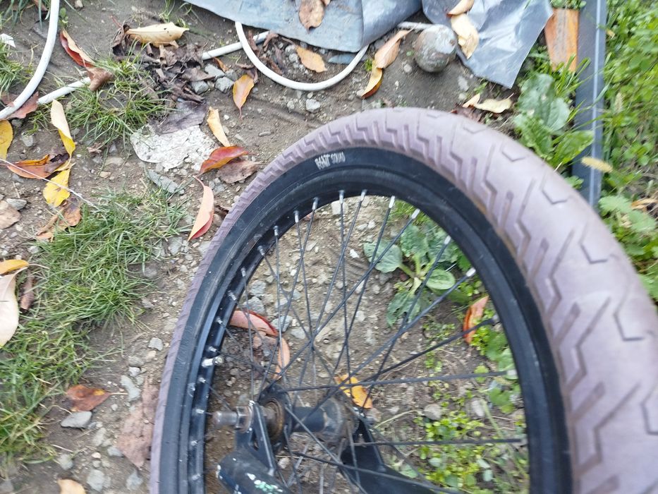 Vând urgent BMX custom