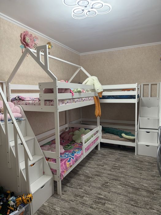 Кровать двухъярусная