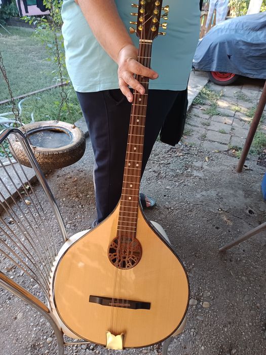Vând Mandolina Octava-Bouzouki Irlandez