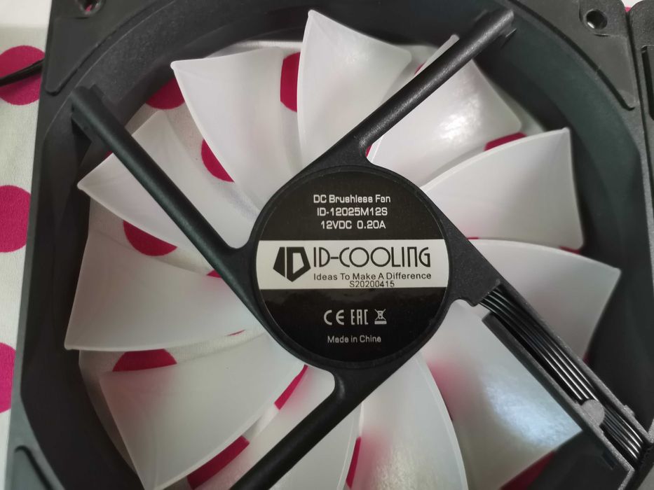 4 X Cooler Ventilator ID-Cooling 120 mm RGB.