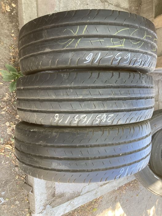 Гуми за бус 205-65-16