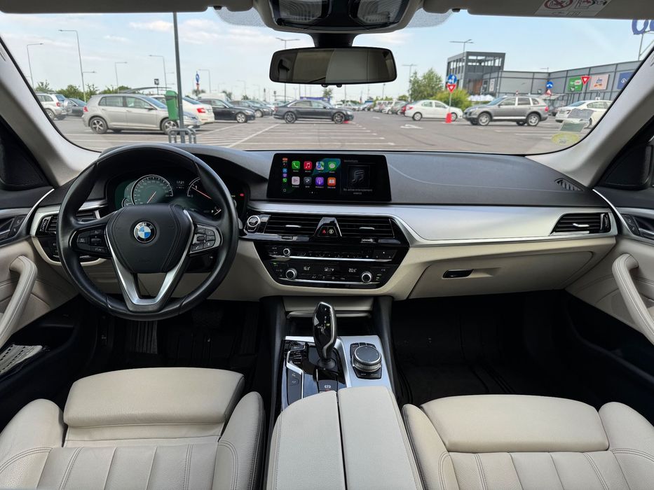 BMW Seria 5 BMW 520d G30
