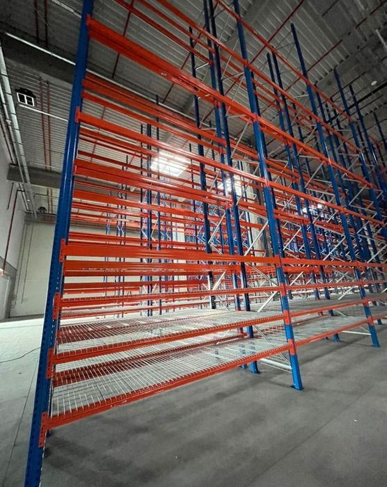 Rafturi metalice de vânzare producător Dexion