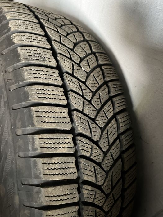Зимни гуми 195 65 15 firestone
