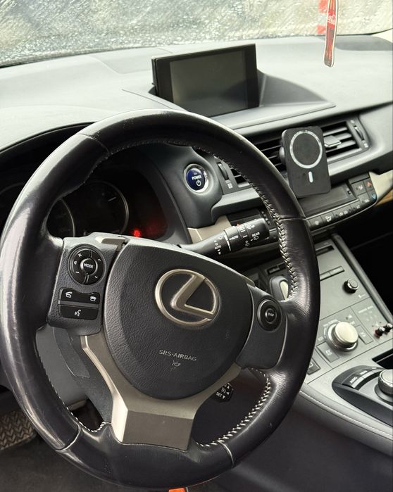 Lexus CT200h 2015