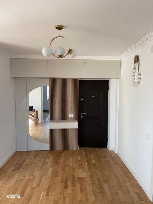 Apartament 3 camere, 100 mp, Centru, Nou Amenajat, Etaj 5/8