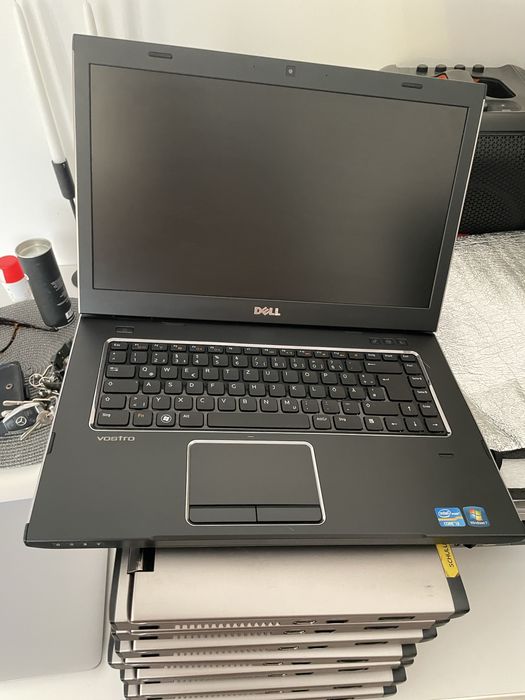 Super pret! Dell Vostro 3550 I3 4gb