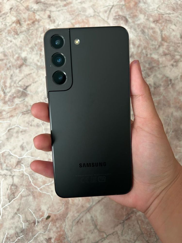 Samsung s22