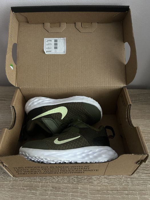 Маратонки за прохождане Nike Revolution 6