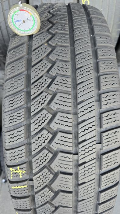 2 anvelope iarnă 235/65/17 -7.5 mm transport inclus