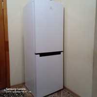 Новый  холодильник  сатылады InDesiT