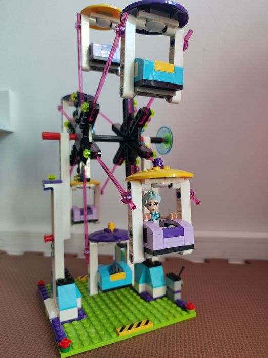 Lego Friends 41130 XXL Parc de distracții - Roller Coaster