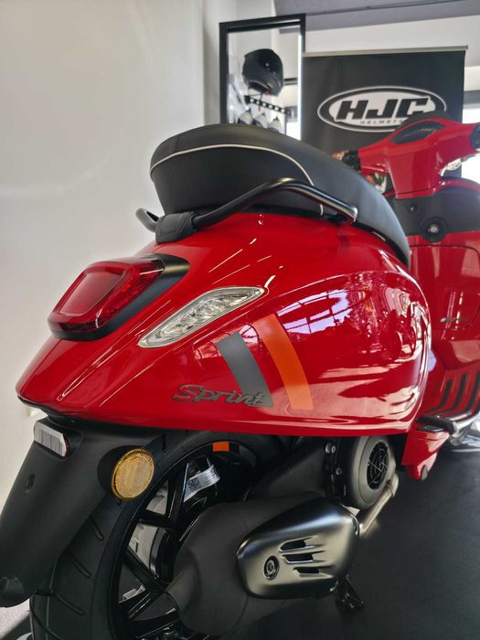 Scuter Vespa Sprint 125 S Categoria B/Rate Moto Bike Shop