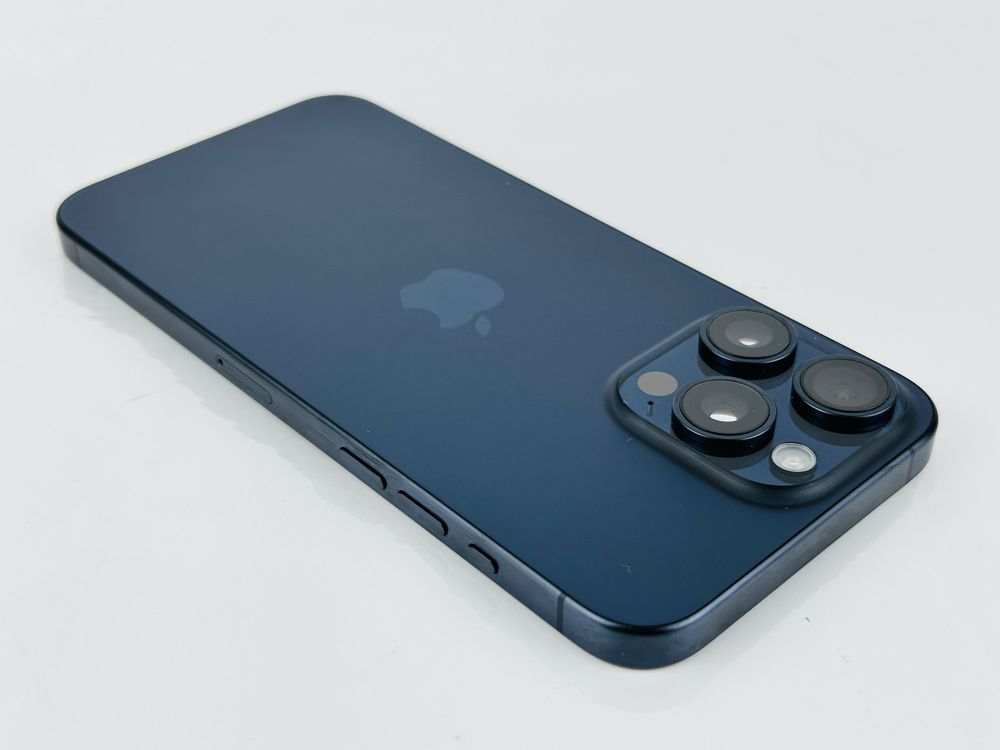 Apple iPhone 15 Pro 128GB Blue Titanium Перфектен! Гаранция!