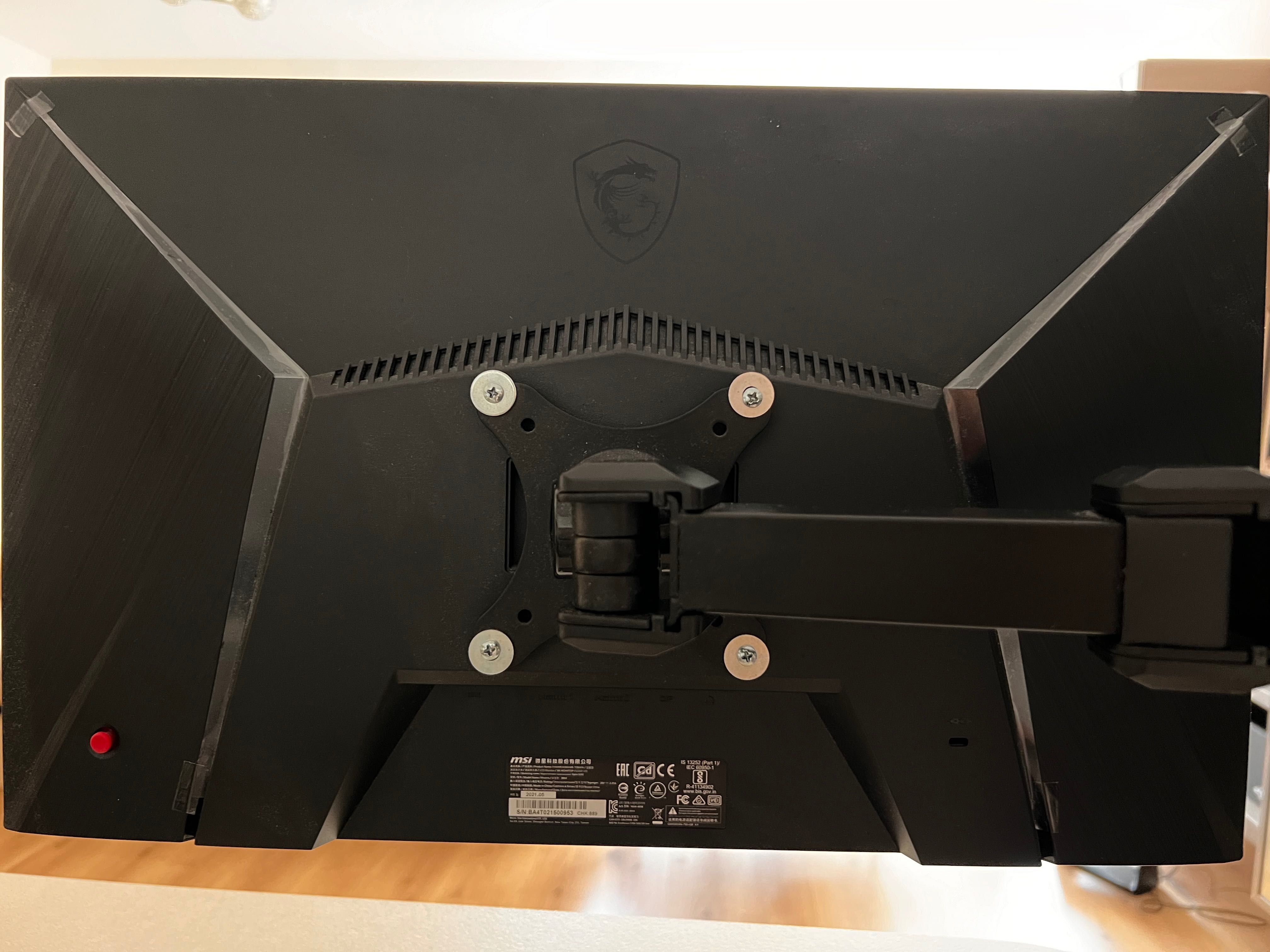 Геймърски монитор MSI Optix G241 23,8 144Hz + стойка Hama в подарък