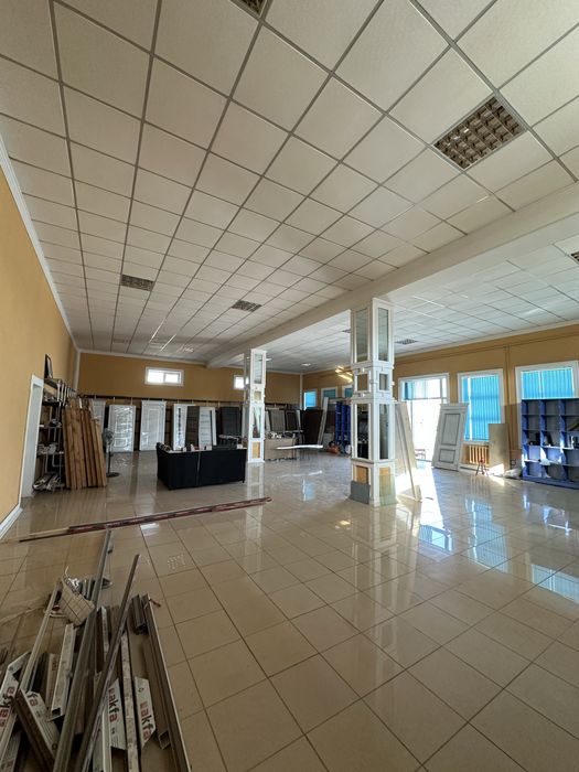 Bino va hovli foydalanish uchun Arendaga beriladi