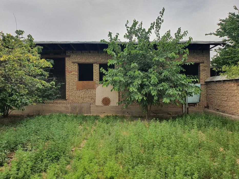 Uy sotiladi 8 sotix Keles Generalda