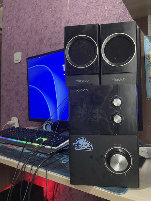Продам колонки в хорошем состоянии.