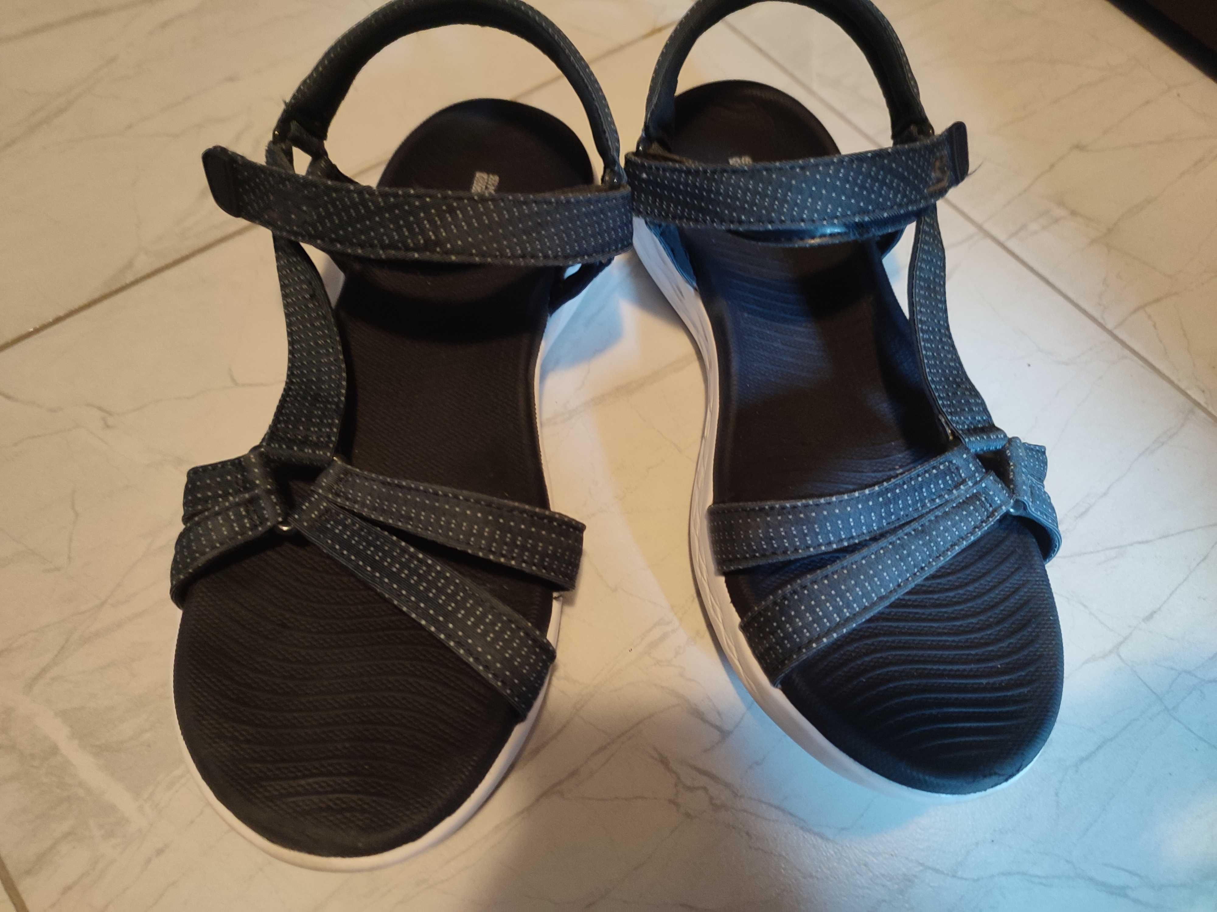 Оригинални сандали Skechers - тъмно сини - носени веднъж