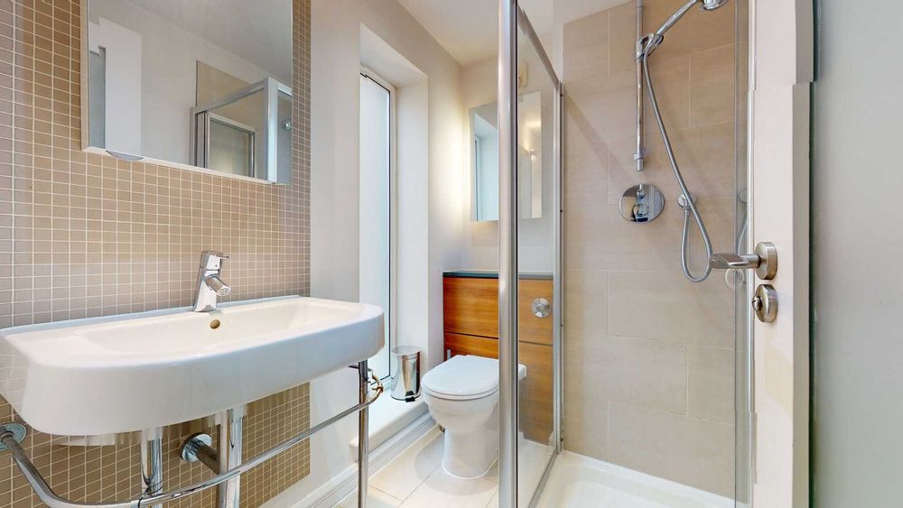 Дава се под наем Двустаен апартамент в София, Център - 62 кв.м за 401.88 € - Снимка #3