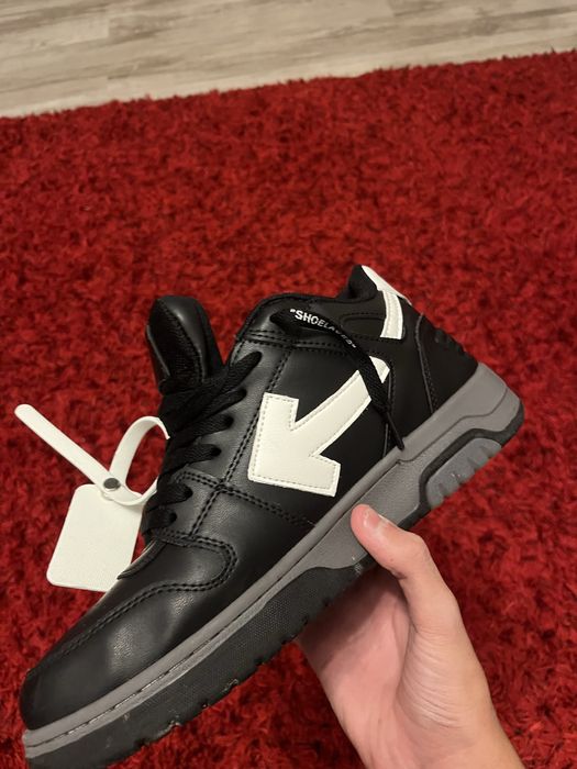 Papuci off white full negri