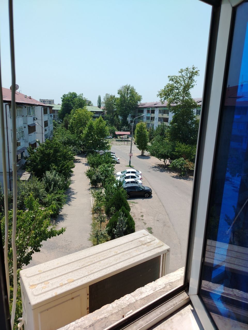 Срочно квартира сотилади 2 хоналик