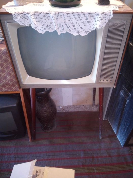 Vand magnefofon Maiak, Tesla si televizoare, radio pe lampi.