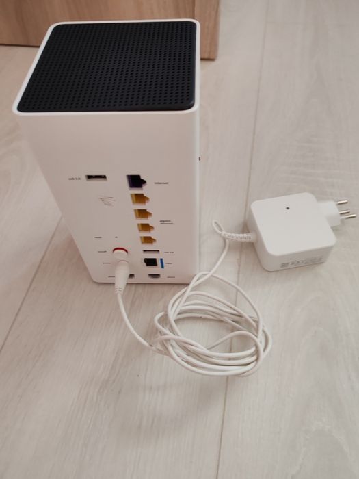 Swisscom Internet-Box 2 VDSL Dual-Wi-Fi Router Modem 4x GLAN USB3.0 Fi