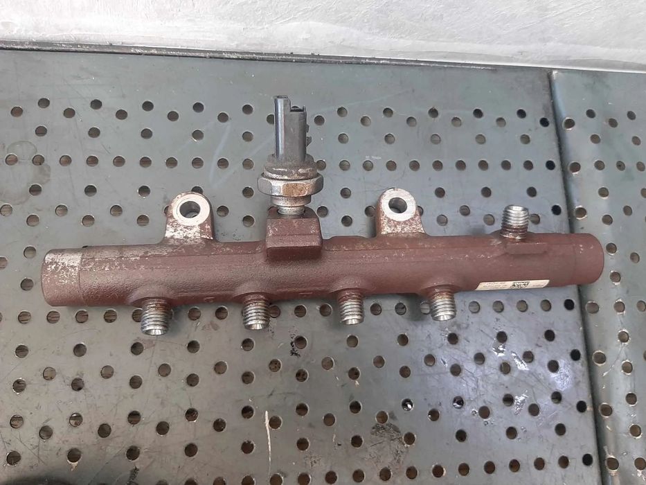 rampa injectoare  1.5 dci k9k euro 5 nissan juke f15  k9kb410 8200704212