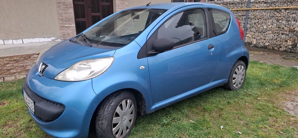 Masina Peugeot 107