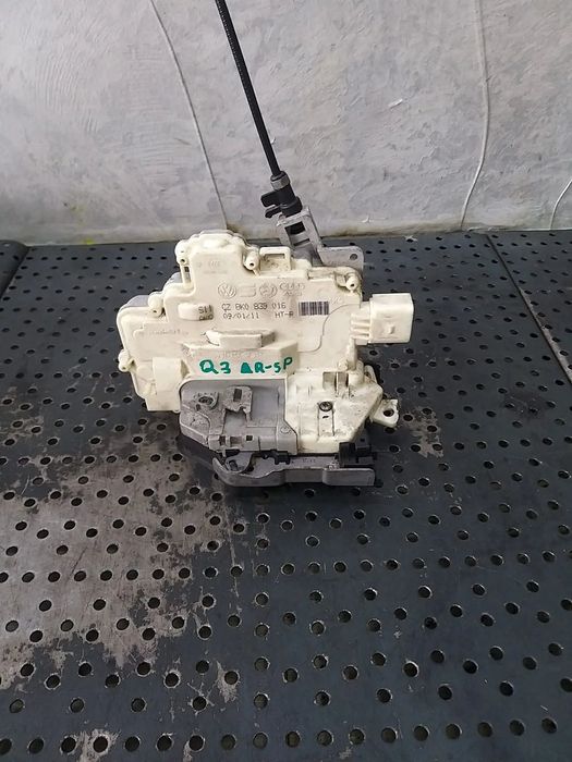 Broasca usa dreapta spate audi q3 8u 8k0839016