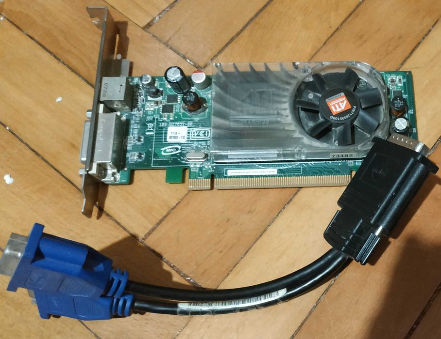 ATI Radeon HD 2400 XT 256 MB DDR2